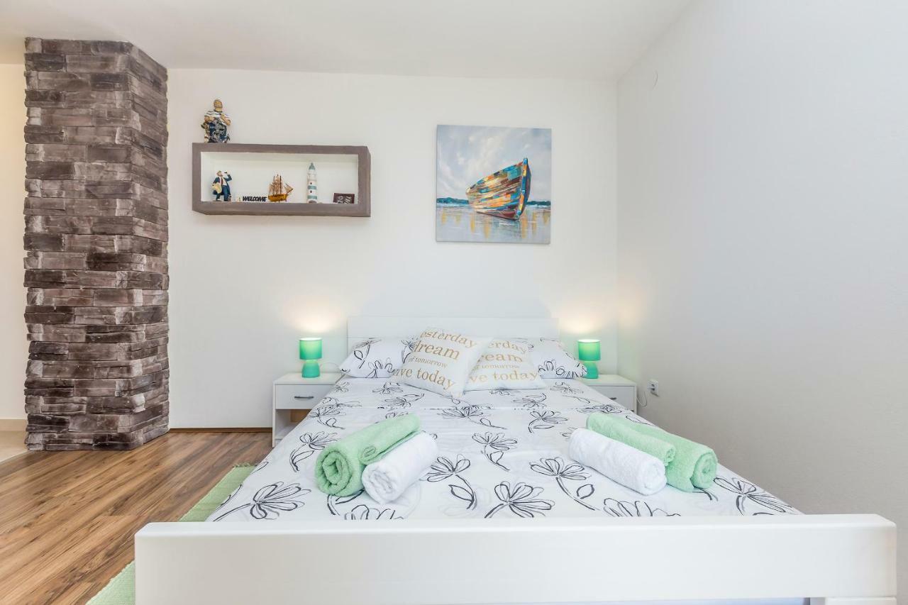 オミサリStudio Apartman Magdalenaアパートメント エクステリア 写真